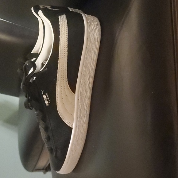 Puma Sneakers Boys Kids Size 7m 7c 7 Black Gray Side Stripe Suede Low To… - Picture 3 of 15